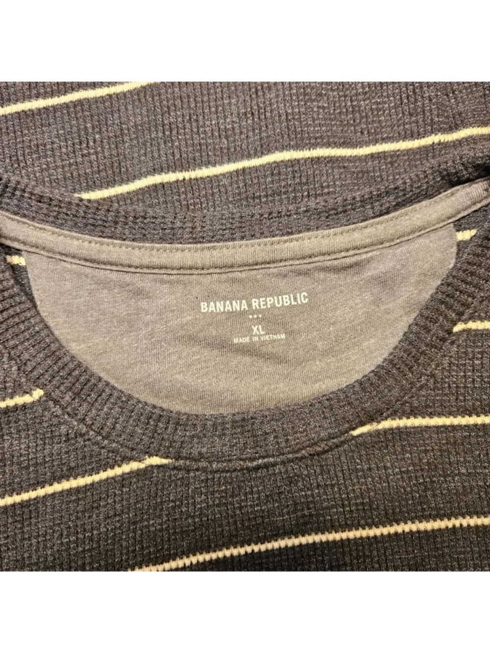 Banana Republic Pullover Mens XL Black White Stripe waffle knit crew neck casual